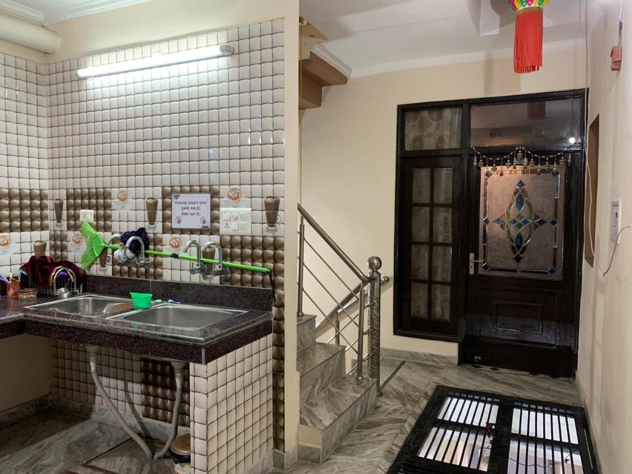 S4 Home Stay -5 Mint From Golden Temple Amritsar Exterior foto