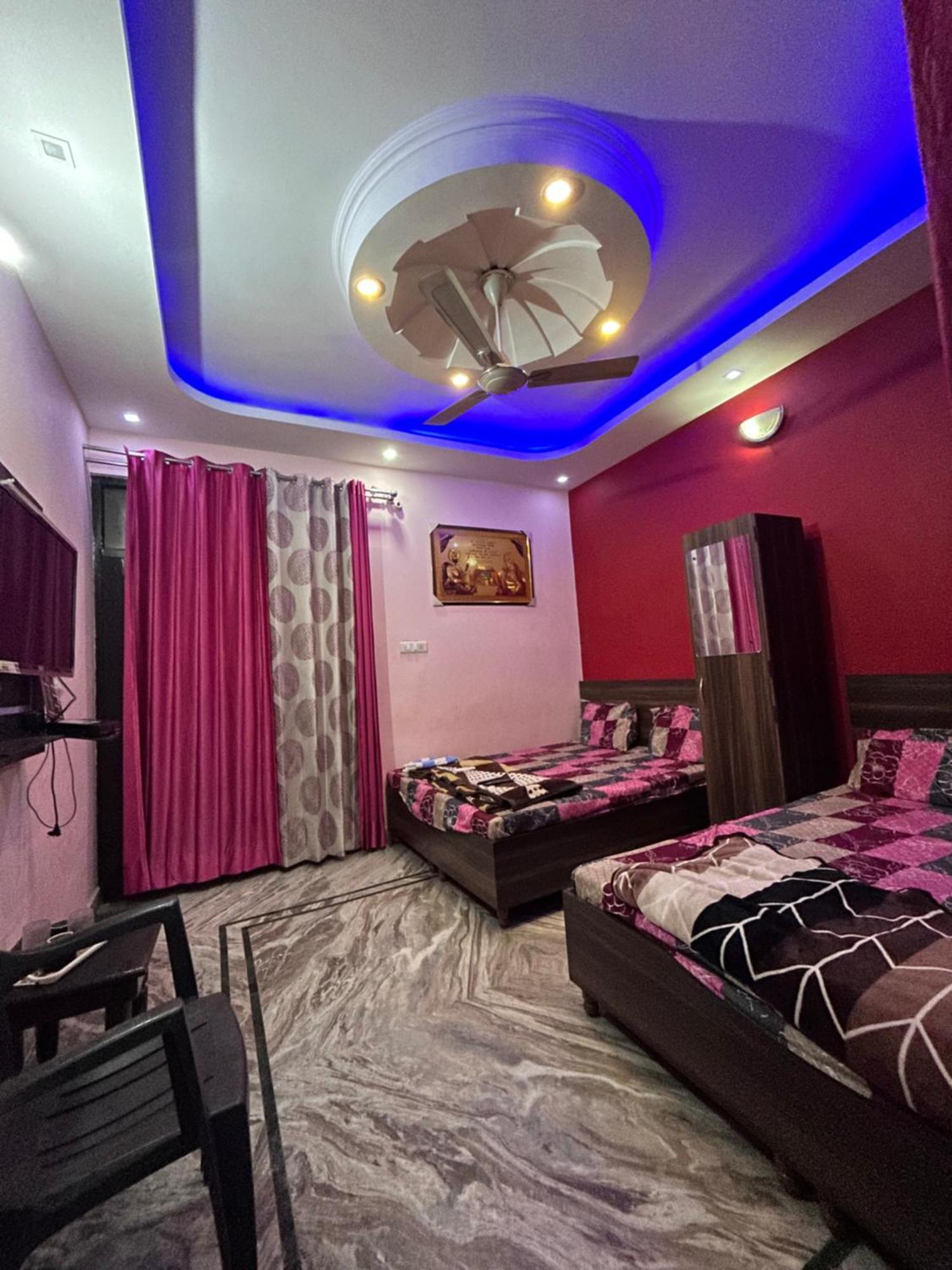 S4 Home Stay -5 Mint From Golden Temple Amritsar Exterior foto